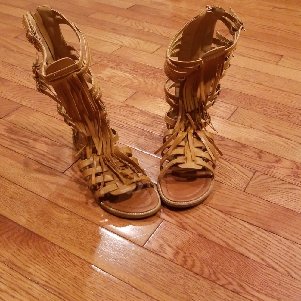 Girls sandals